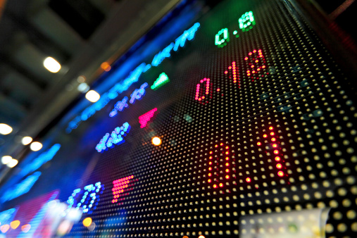 buying-puts buying-puts